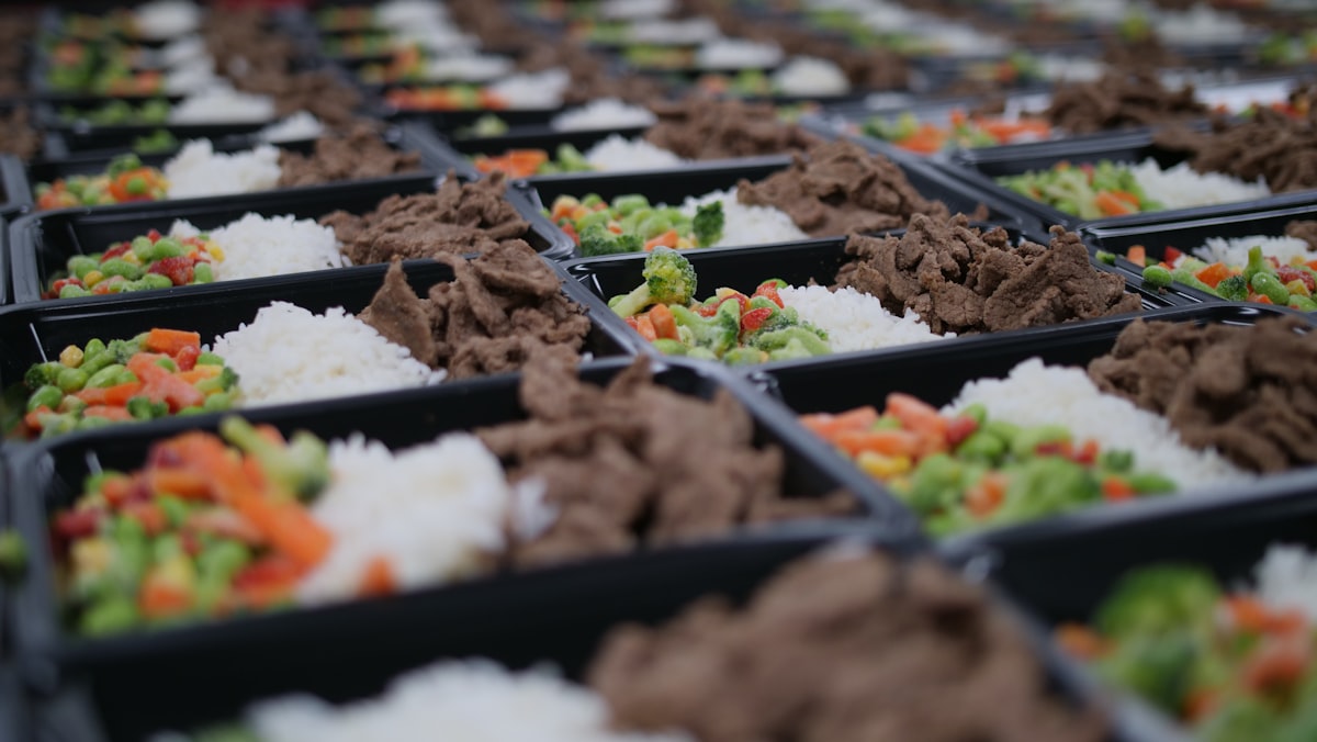 Proteínas y nutrientes para ganancia muscular